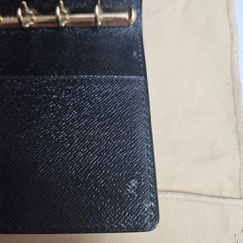 Louis Vuitton epi agenda wallet